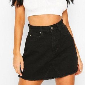NWT Boohoo Black Denim Skirt (Petite)
